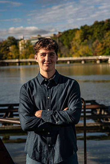 Landon Senior Pictures